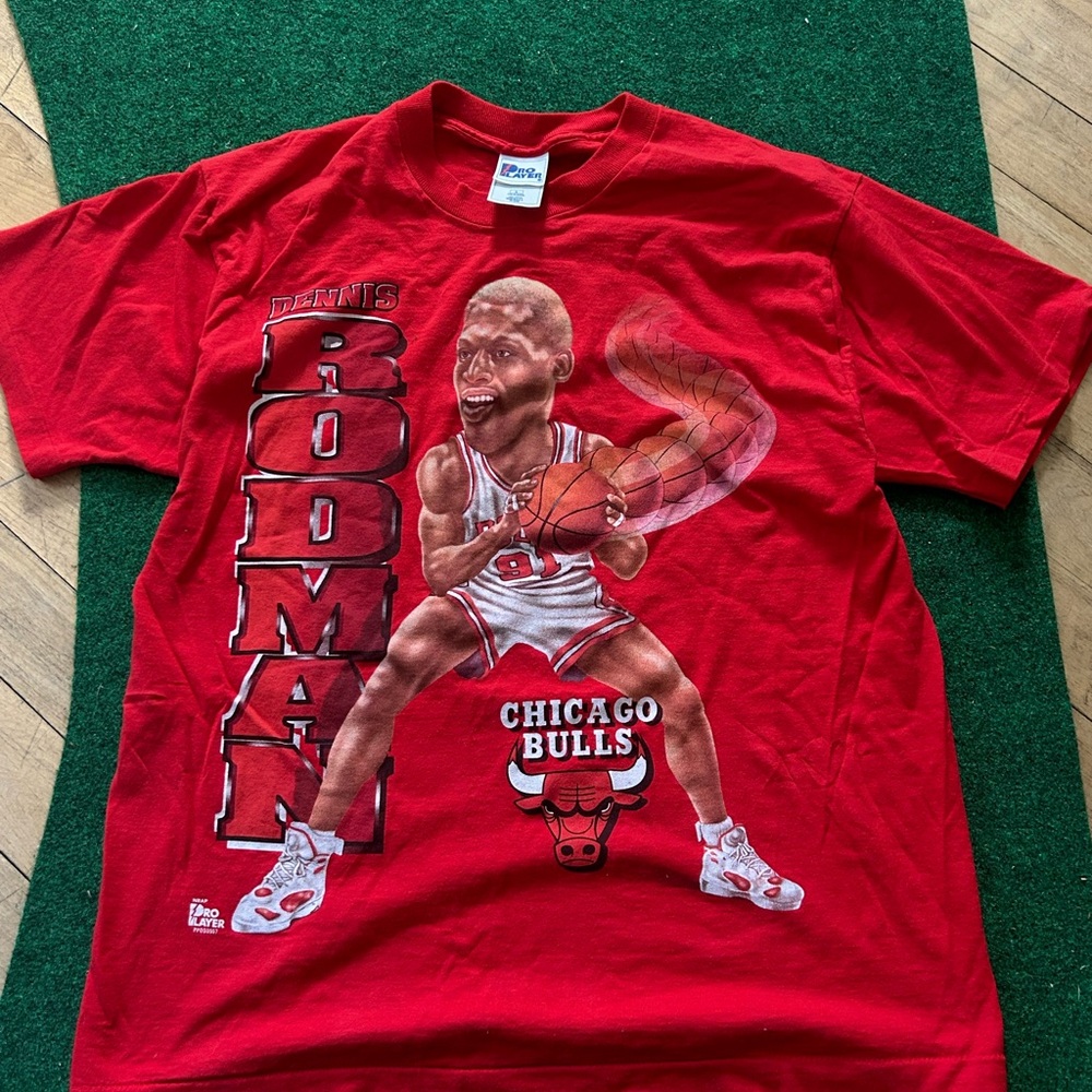 Pro Player Red Graphic Basketball Tee - Chicago Bulls Style